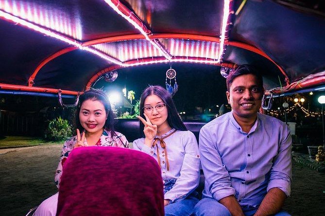 Heart of Chiang Mai By Tuk Tuk -A Nightlight Experience - Nighttime Activities Included