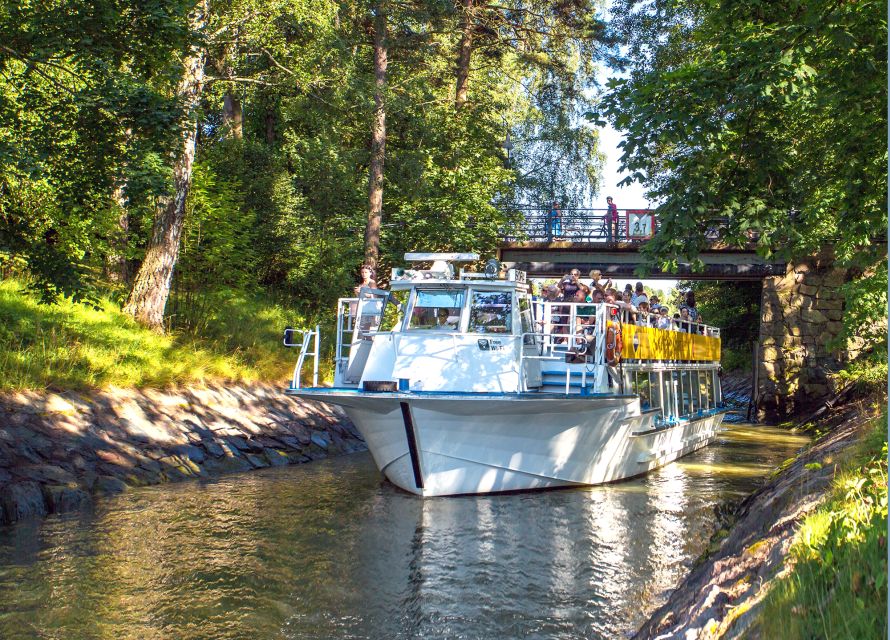 Helsinki by Bus and Boat 24-Hour Combo Ticket - Experience Highlights