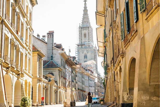 Highlights & Hidden Gems of Bern: Small Group Guided Walking Tour - Tour Inclusions and Highlights