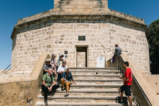 Highlights of Fremantle: Convicts and Colonials Guided Tour - Settlers Arrival to Australia
