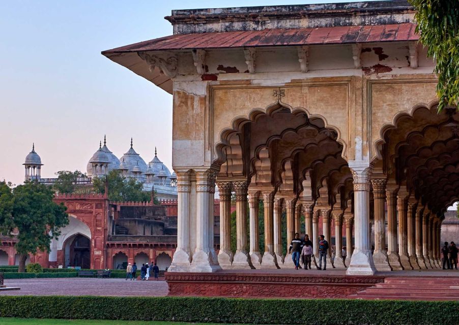 Highlights of the Agra (Guided Half Day City Tour) - Local Market Immersion