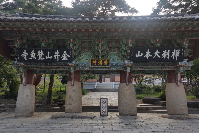 Hiking to the Highest Peak of Busan and Beomeosa Temple - Tour Highlights