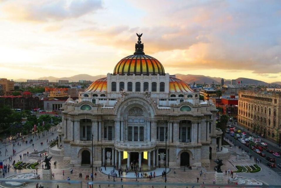 Historical Downtown & Teotihuacan Pyramids Mezcal Tasting - Iconic Zocalo and Templo Mayor