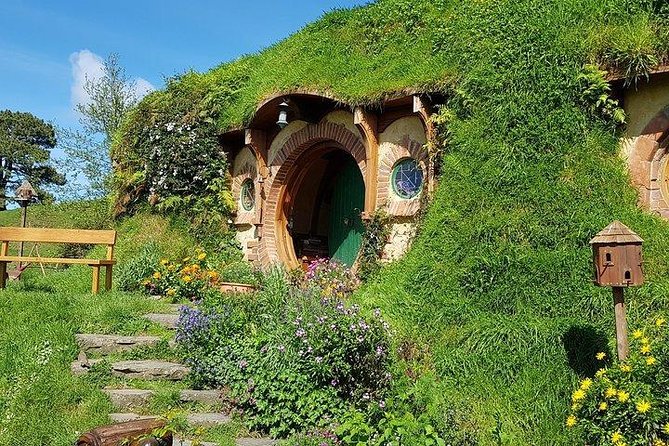 Hobbiton Movie Set and Waitomo Caves Full Day Tour From Auckland - Refund and Cancellation Policy