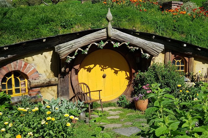 Hobbiton Movie Set Luxury Private Tour From Auckland - Personalized Itinerary Options Available
