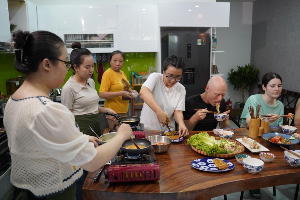 Hoi An/Da Nang: Vietnamese Cooking Class With Transportation - Pricing and Booking