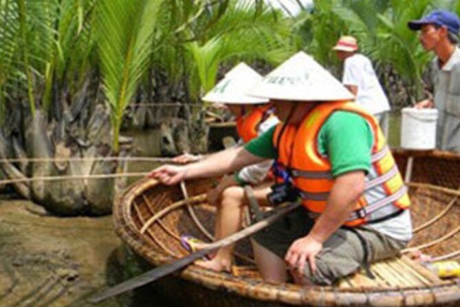 Hoi an Eco Cooking Class(Local Market, Basket Boat Ride,Crab Fishing & Cooking) - Market Excursion