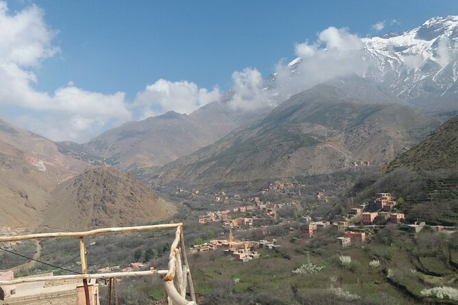 Horse Back Riding Near Agafay Desert and 2 Atlas Mountain Valleys Discovery - Activity Details