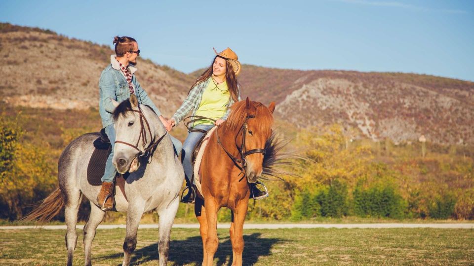 Horseback Ride to the Temple of the Moon and Chacan Mountain - Experience Highlights