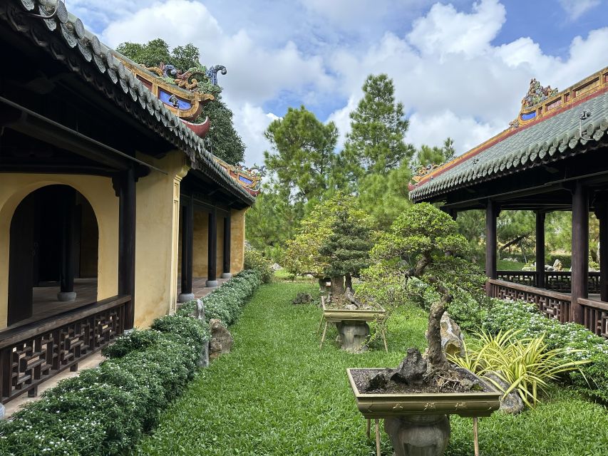 Hue Imperial City Walking Tour in 2,5 Hours - Meeting Point and Itinerary Changes