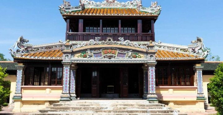 Hue Walking Tour to Imperial Citadel and Forbidden City - Booking Information and Options