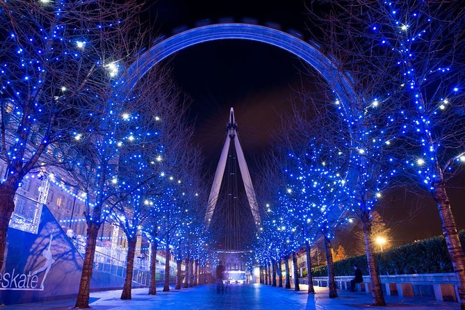 Illuminations of London on Christmas Eve - Departure Point and Landmarks