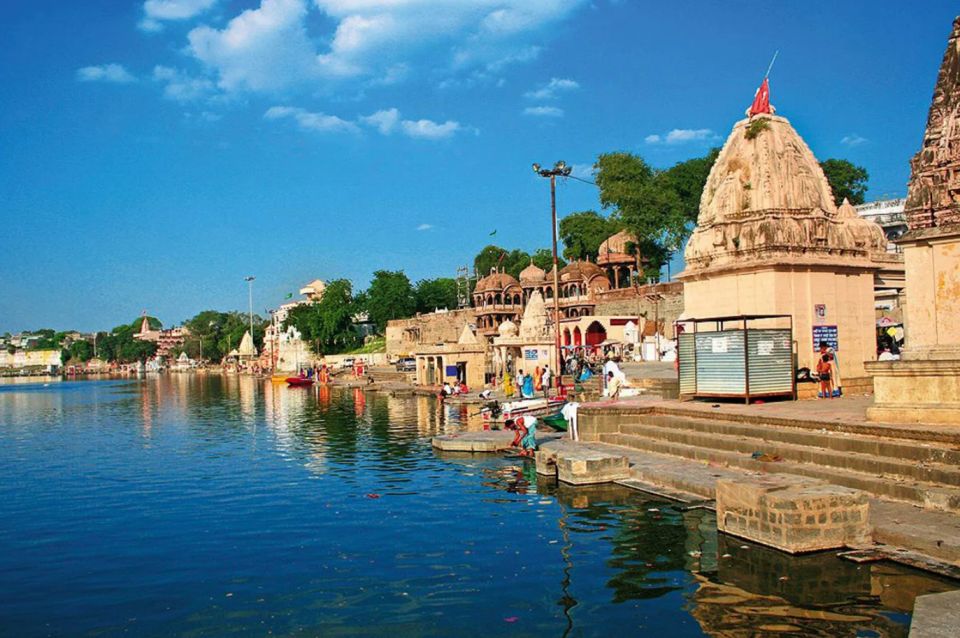 Indore/Ujjain: 2-Day Tour With Mahakaleshwar Temple & Hotel - Itinerary and Sightseeing Details