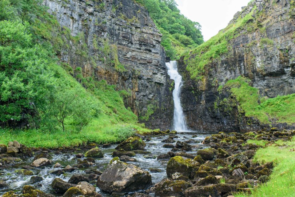 Inverness: 2-day Isle of Skye, Fairy Pools & Castles Tour - Tour Inclusions