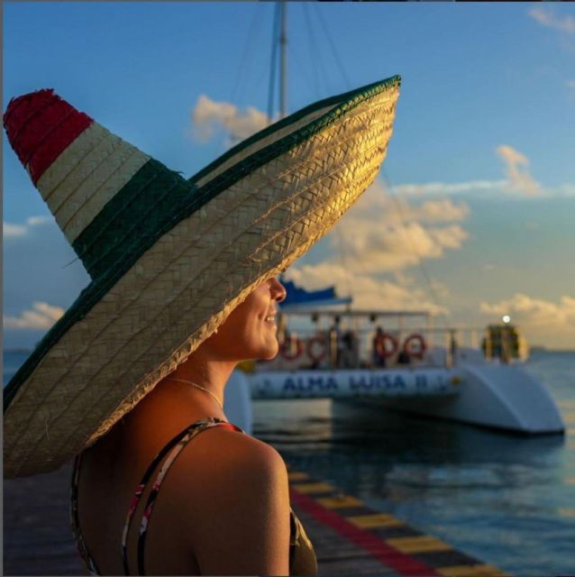 Isla Mujeres Sunset Catamaran Cruise With Pick-Up - Experience Highlights