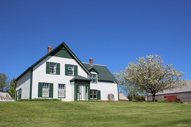 Island Drive & Anne of Green Gables Tour - Green Gables Shore Exploration