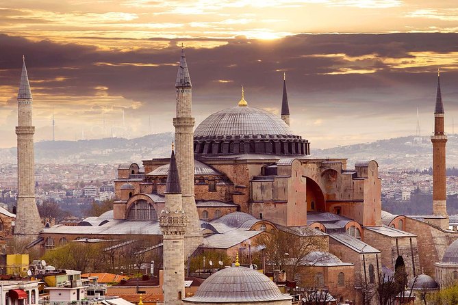 Istanbul Private Sightseeing Tour of Old Town Attractions - Guides Commentary