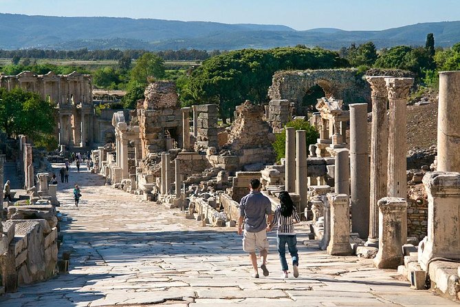 Istanbul to Ephesus Full Day Private Tour With Domestic Flights - Itinerary Highlights