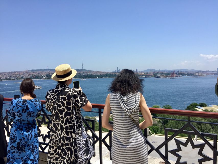 Istanbul: Topkapi Palace & Harem and Blue Mosque Guided Tour - Highlights of Guided Tour