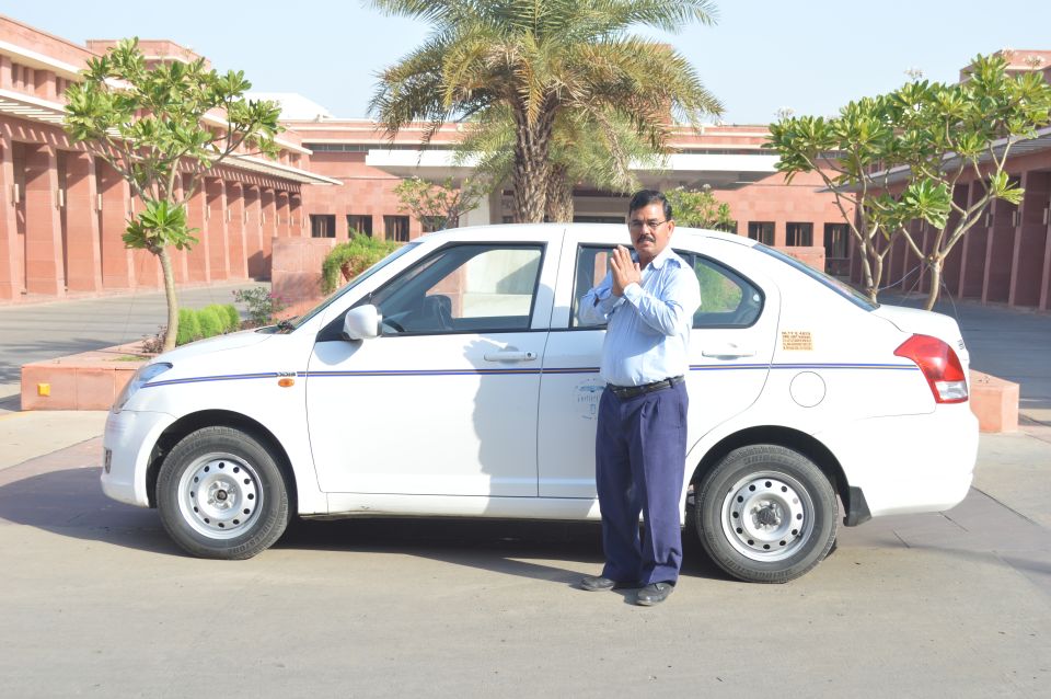 Jaipur: Private Airport Transfer To or From the City - Experience During Transfer