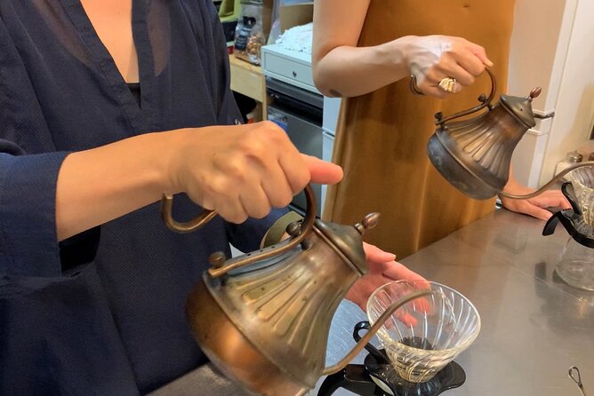 Japanese Style Coffee Brewing Lesson - Hands-On Experience