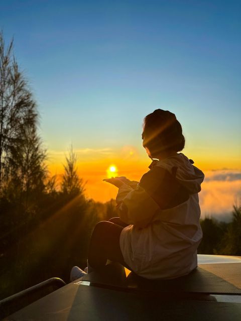 Jeep Pinggan Sunrise and Black Lava Mount Batur - Sunrise Viewing and Hiking Adventure