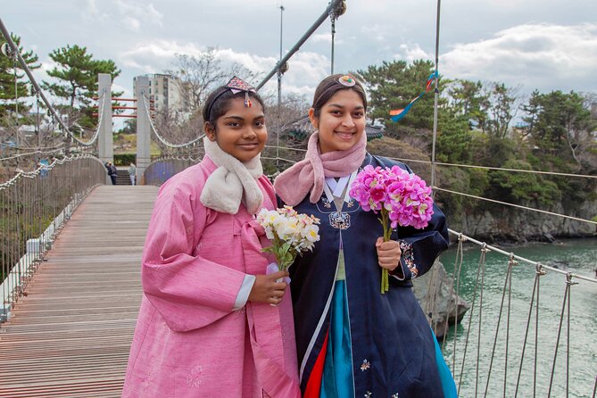 [Jeju] Hanbok Private Guide Tour & Photo Session in Beautiful Yongduam Rock, - Cancellation Policy Details