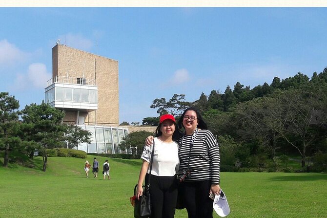 Jeju Island Private Taxi Tour in Osulloc & Innisfree & Iho Beach - Innisfree Jeju House Experience