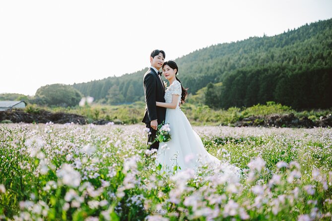 Jeju Outdoor Wedding Photography Package - Hair and Makeup Styling