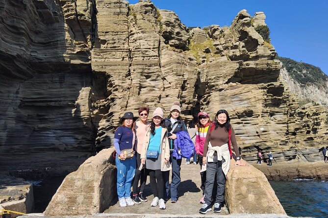 Jeju Privare Day Tour - West and South of Jeju Island - Itinerary Highlights