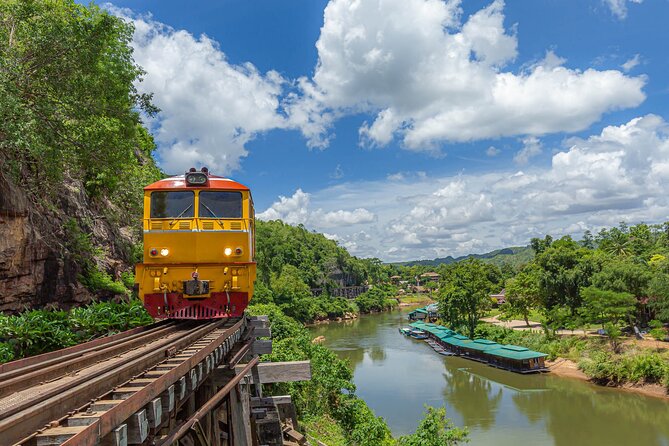 Kanchanaburi River Kwai & Death Railway Small Group Tour - Traveler Experience