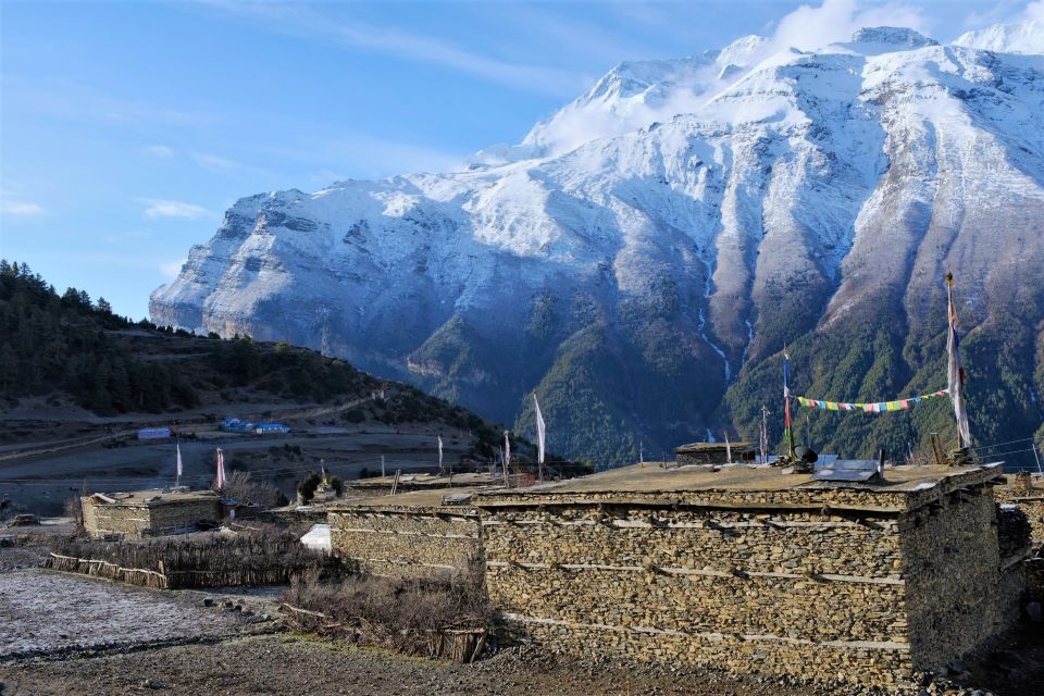 Kathmandu: 15 Day Annapurna Circuit & Tilicho Lake Trek - Live Tour Guide and Pickup Details