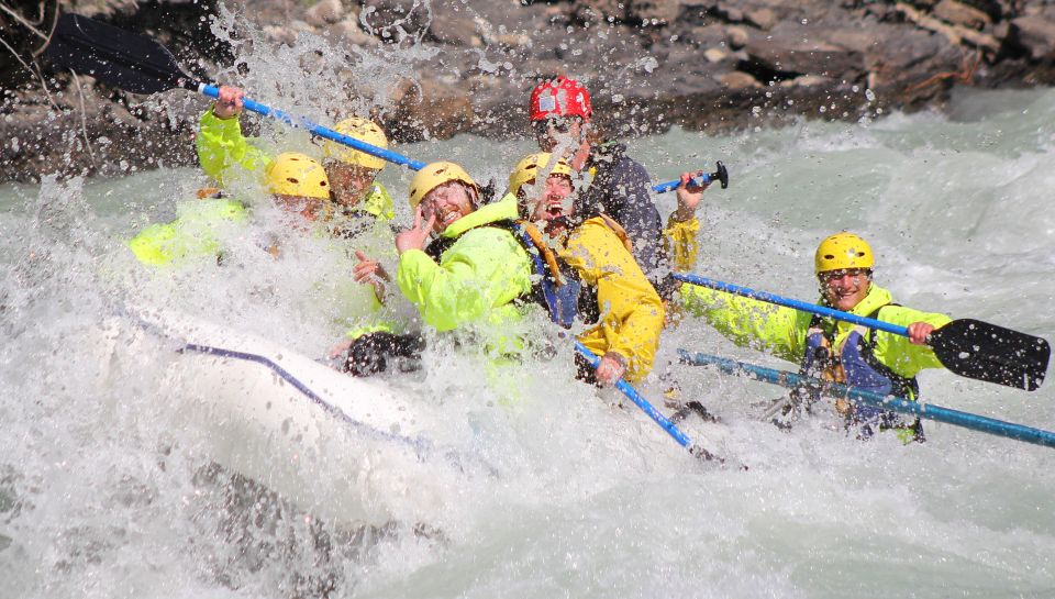 Kicking Horse River: Maximum Horsepower Double Shot Rafting - Logistics