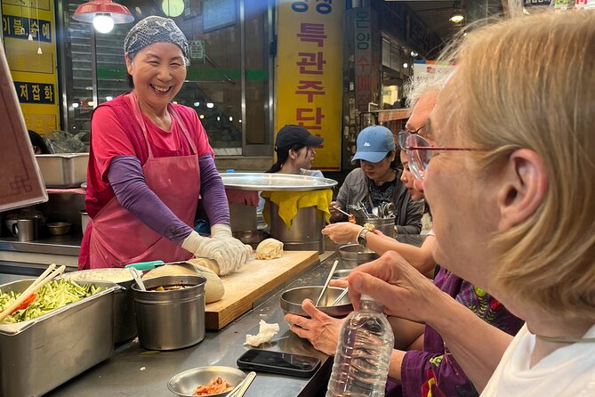 [Koreabylocal] Night Walk and Korean Barbaeque Time With Local - Participation Details