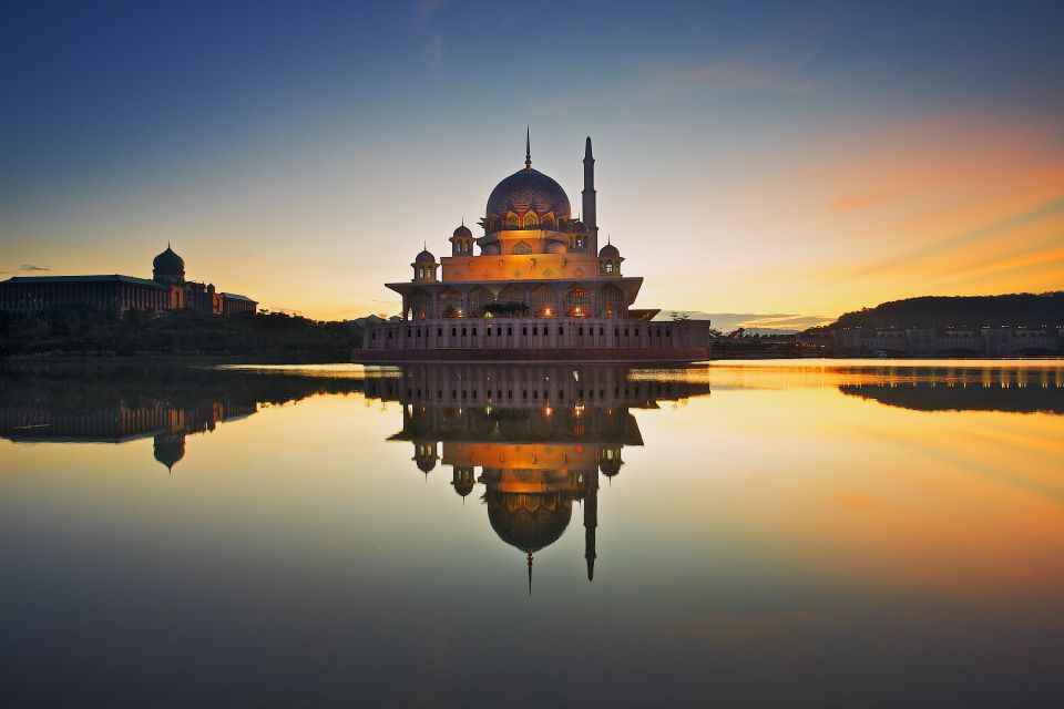 Kuala Lumpur, Putrajaya & Batu Caves Private Tour - Booking Details