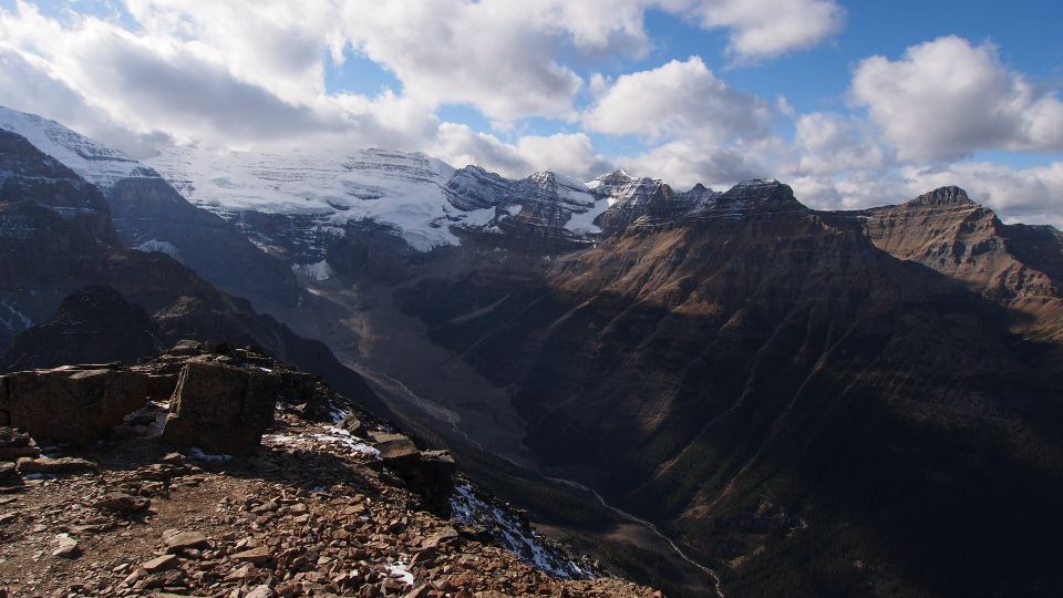 Lake Agnes Tea House Trail: Nature Tour With Audio Guide - Experience