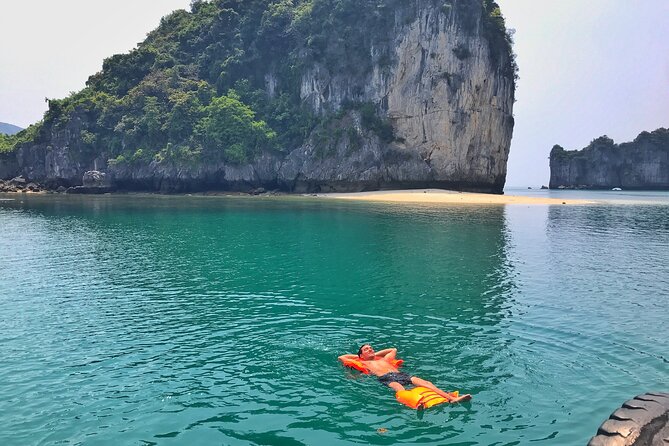 Lan Ha - Ha Long Bay - Dau Be Island 2d/1n From Cat Ba in Less Touristy Areas. - Reviews Analysis