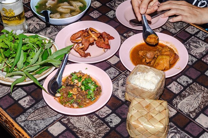 Lanna Kingdom Chiang Mai Food Tour With 15 Tastings - Hidden Food Gems Exploration