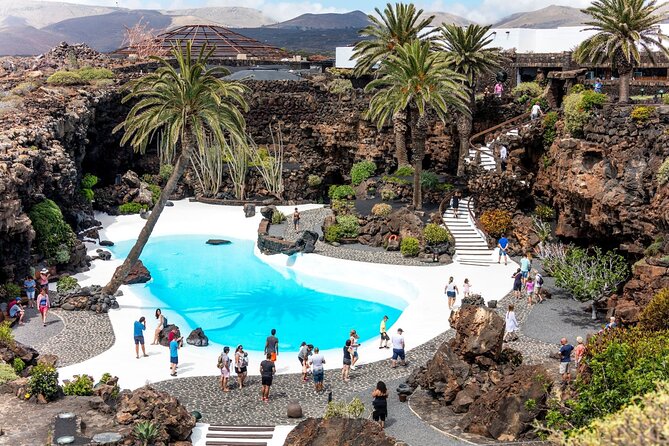 Lanzarote Tour With Timanfaya National Park and El Golfo - Timanfaya National Park Visit