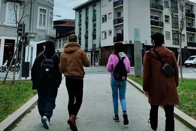 LGBTour Porto: Walk Through Porto, Discover the LGBTQIA History - Meeting Point Details