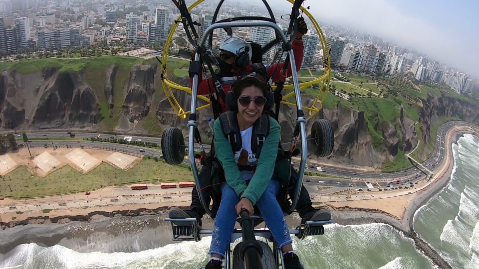 Lima: Paragliding Flight Over Costa Verde Districts - Experience Highlights