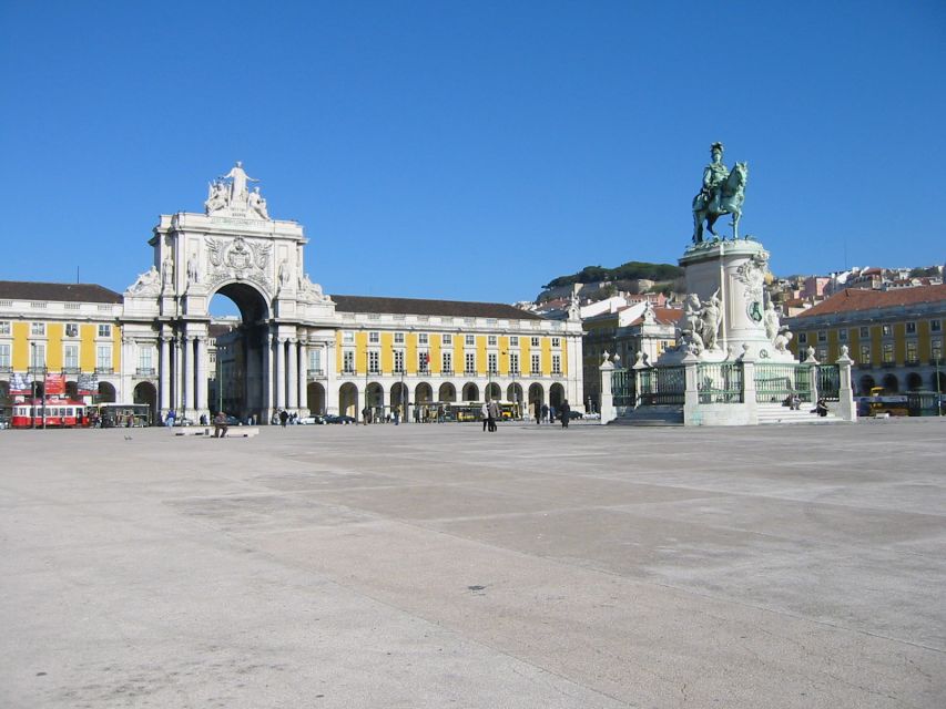 Lisbon and Fatima Sanctuary Full-Day Private Tour - Experience Highlights