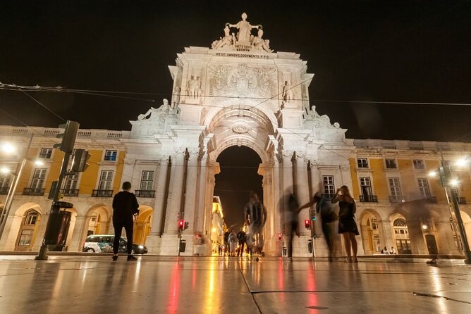 Lisbon: Authentic Fado Show, Dinner and Night Tour - Tour Highlights