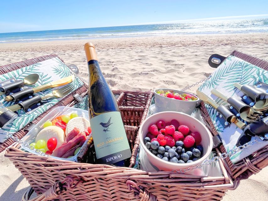 Lisbon: Beach Brunch Picnic With Set-Up and Transfers - Experience Highlights
