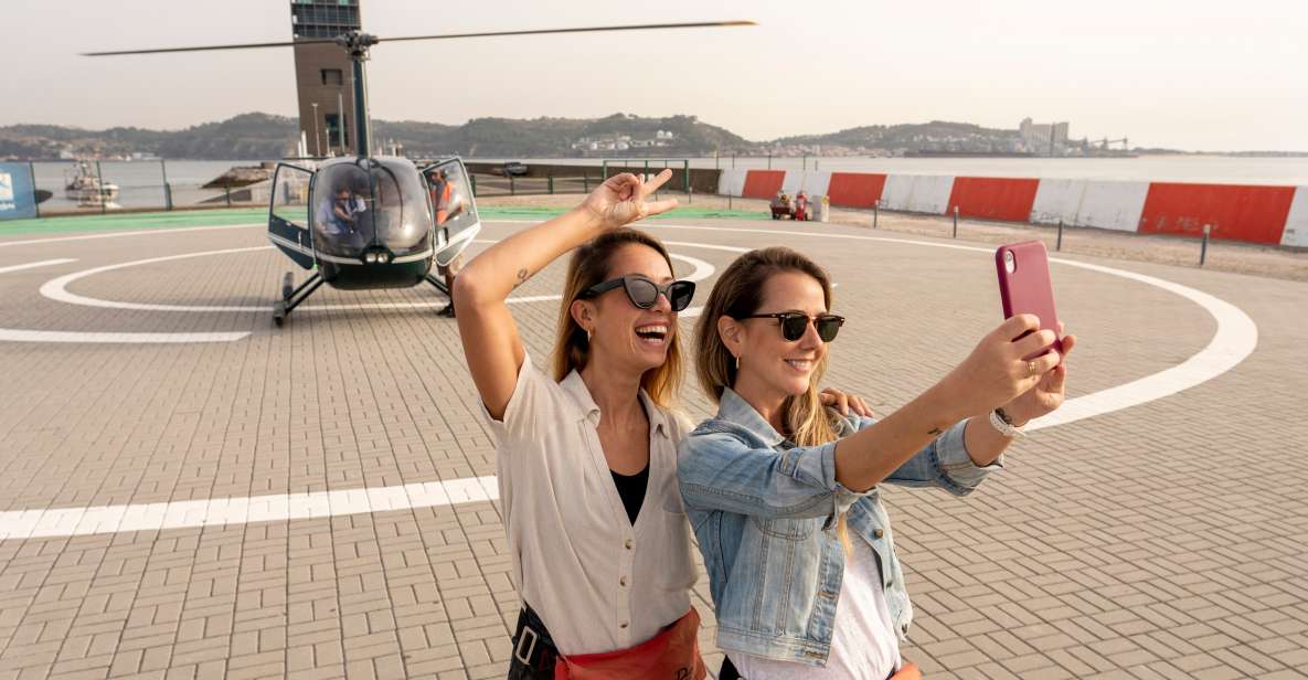 Lisbon: City and Coastline Sightseeing Helicopter Flight - Sightseeing Experience