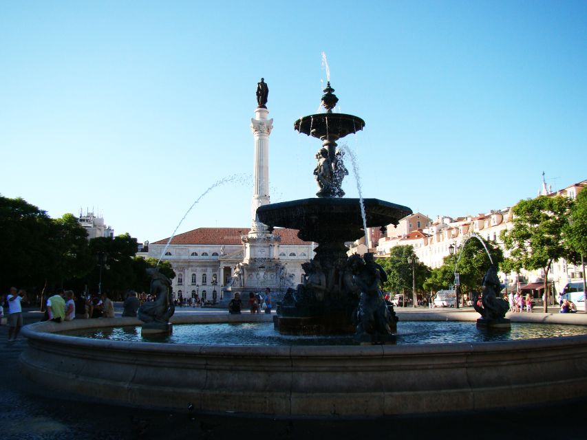 Lisbon: City Walking Tour With Local Guide - Inclusions