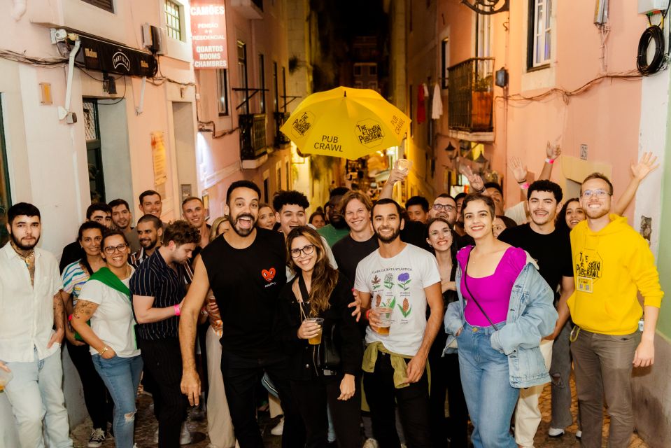 Lisbon Legendary Pubcrawl: 1h OpenBar, Shots, VIP Club Entry - Itinerary & Inclusions