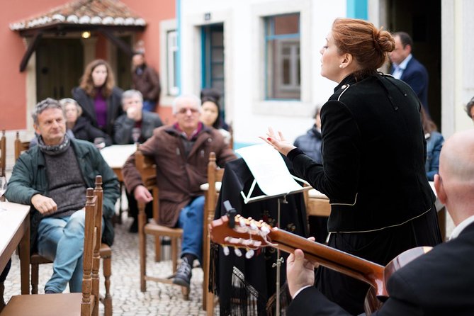 Lisbon Live Fado Experience - Musical Nostalgia and Sentiments