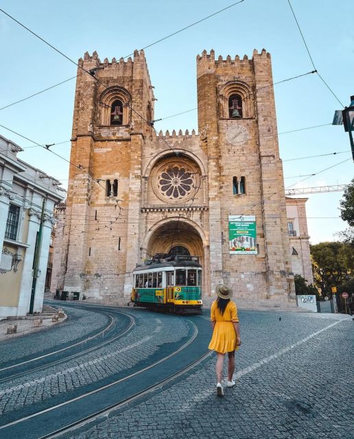 Lisbon: Private Guided Historical Old Town Tour by Tuk-Tuk - Booking Information