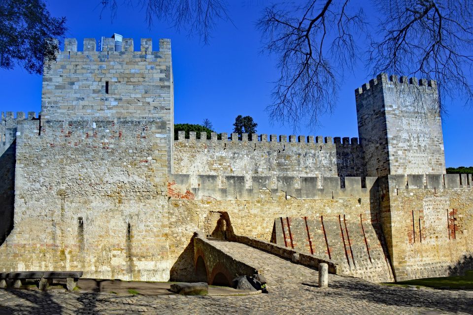 Lisbon: St George's Castle Skip-the-Line Tour - Experience Highlights